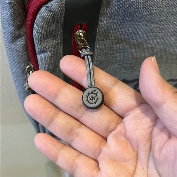 Final Fantasy XIV Fan Festival 2023-24 Crossbody Bag - Picture 7 of 12